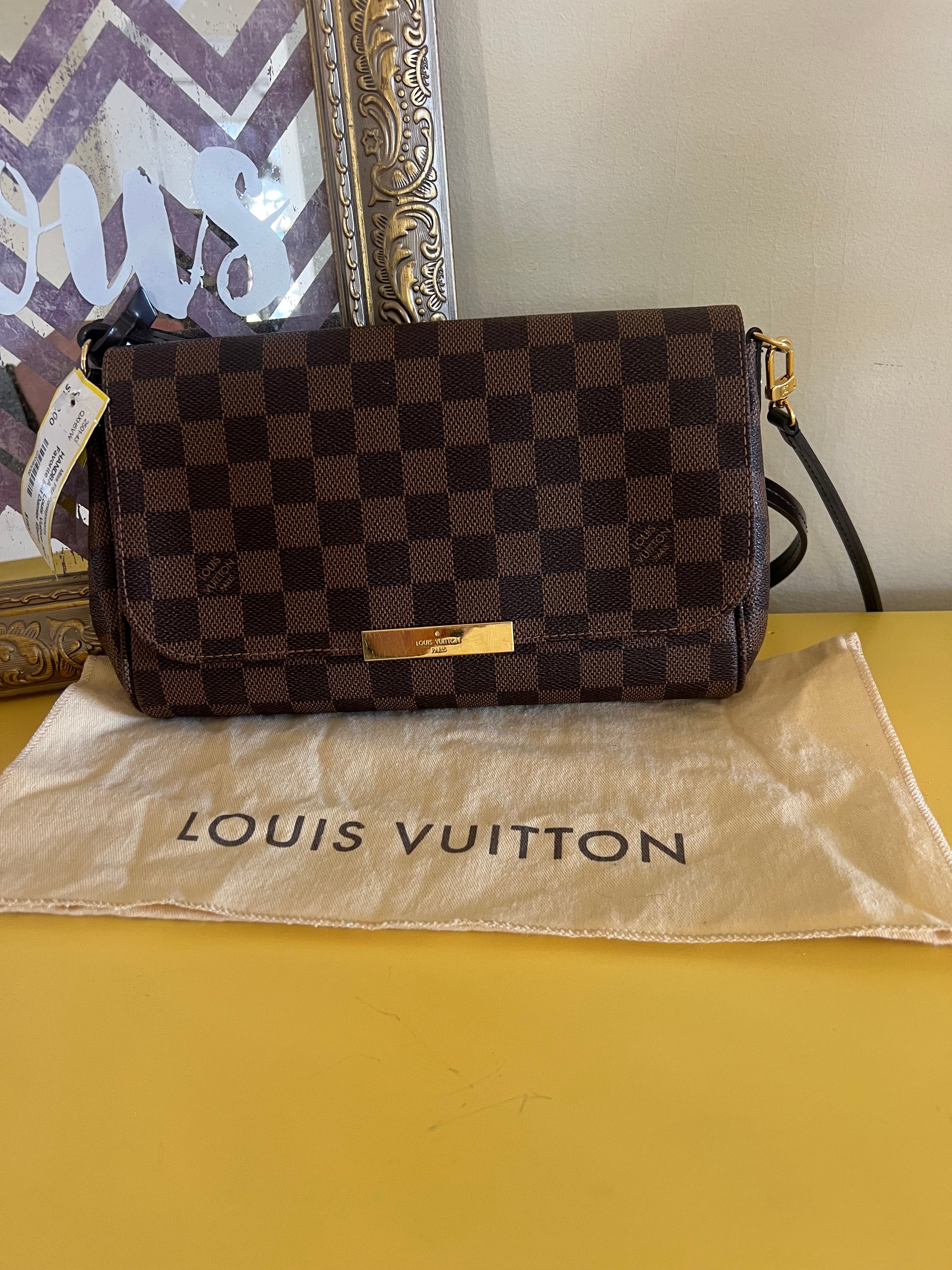 Louis Vuitton Favorite MM – Damier Ebene (2014)
